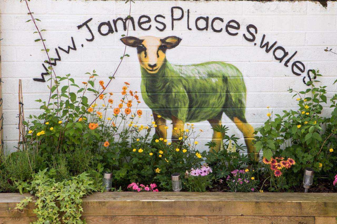 James' Place @ Pontmorlais Merthyr Tydfil Esterno foto